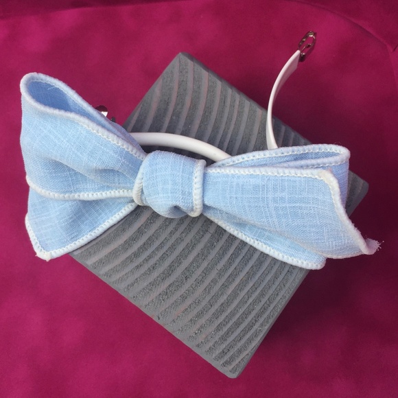 Loctia Lined Blue Linen Bow - Picture 7 of 7